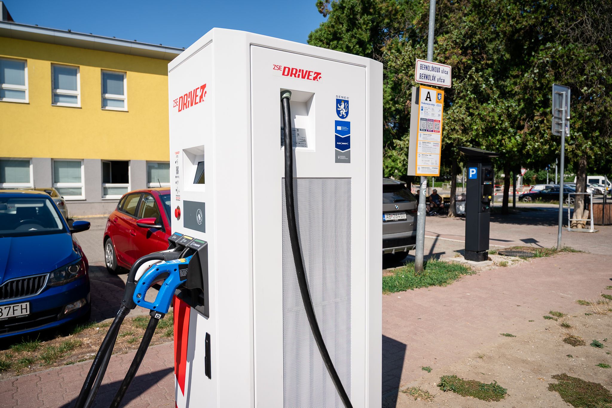 Elektronabijacie-stanice-ZSE-75.jpg